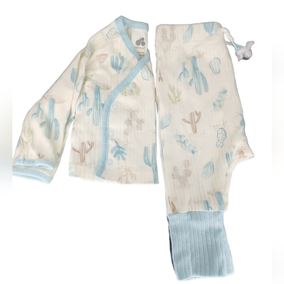 JUST BORN Desert Cactus Matching Long Sleeve Set. Size: 0-3 months - Picture 3 of 13